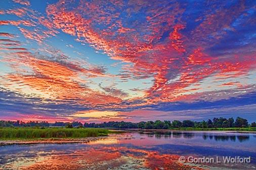 Otter Creek Sunrise_25437.jpg - Photographed near Smiths Falls, Ontario, Canada.